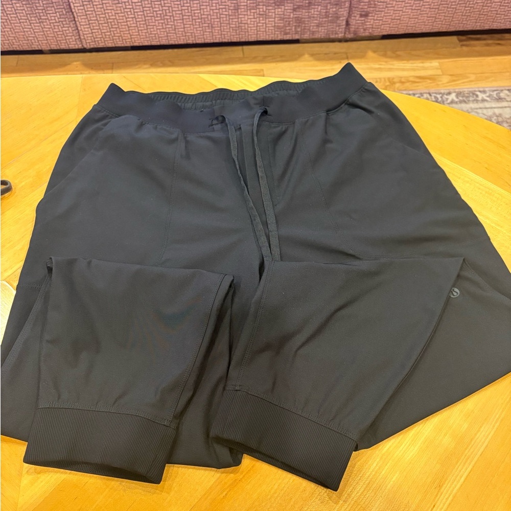 Men’s lululemon athletica Grey joggers - Medium